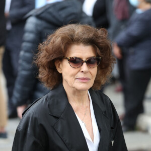 Fanny Ardant - Hommage à Guy Bedos en l'église de Saint-Germain-des-Prés à Paris le 4 juin 2020. 