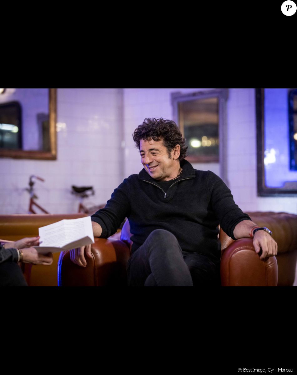 Exclusif - Patrick Bruel lors de l'enregistrement de sa surprise pour l'émission "La Lettre", à La cantine sauvage à La Plaine-Saint-Denis à Paris, présentée par S.Davant et diffusée le 16 janvier 2021 sur France 2. Le 5 décembre 2020 © Cyril Moreau / Bestimage