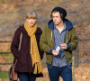 Harry Styles et Taylor Swift se promenent a Central Park a New York, le 2 decembre 2012. La rumeur les veut en couple.