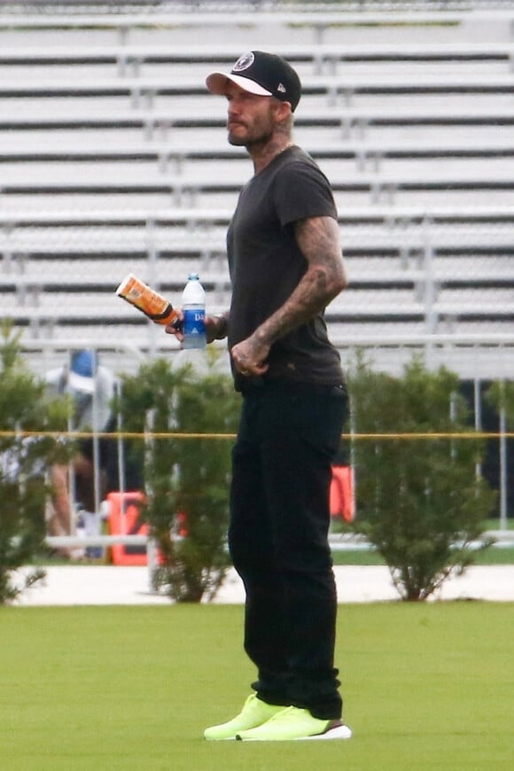 Exclusif - David Beckham, sans masque, arrive à son entraînement de football de l'Inter Miami, le 6 février 2021.