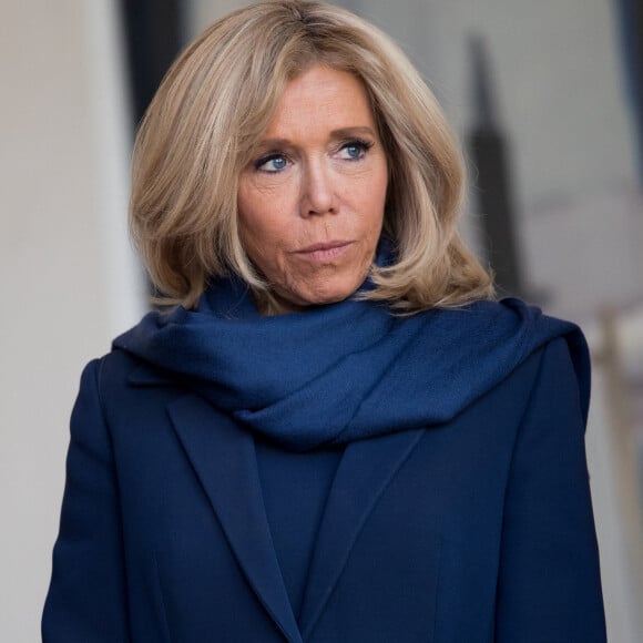 La Première Dame Brigitte Macron accueille les participants à la réunion du conseil consultatif pour l'égalité entre les femmes et les hommes au palais de l'Elysée à Paris, France, le 19 février 2019. 