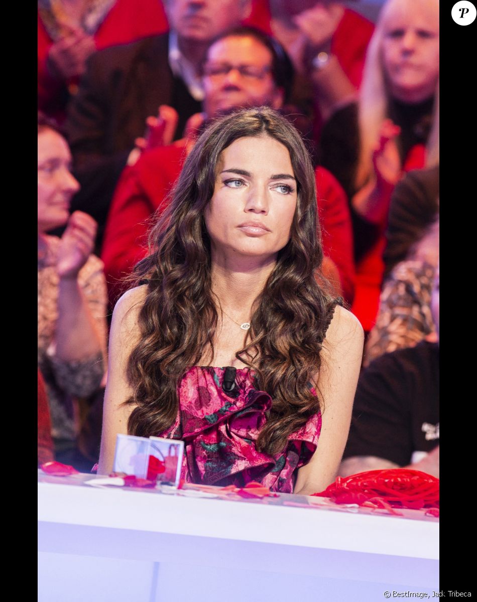 Exclusif - Francesca Antoniotti - Enregistrement de l'émission TPMP "Ouvert à Tous" sur C8, présentée par B.Castaldi à Paris, le 14 février 2020. © Jack Tribeca / Bestimage
