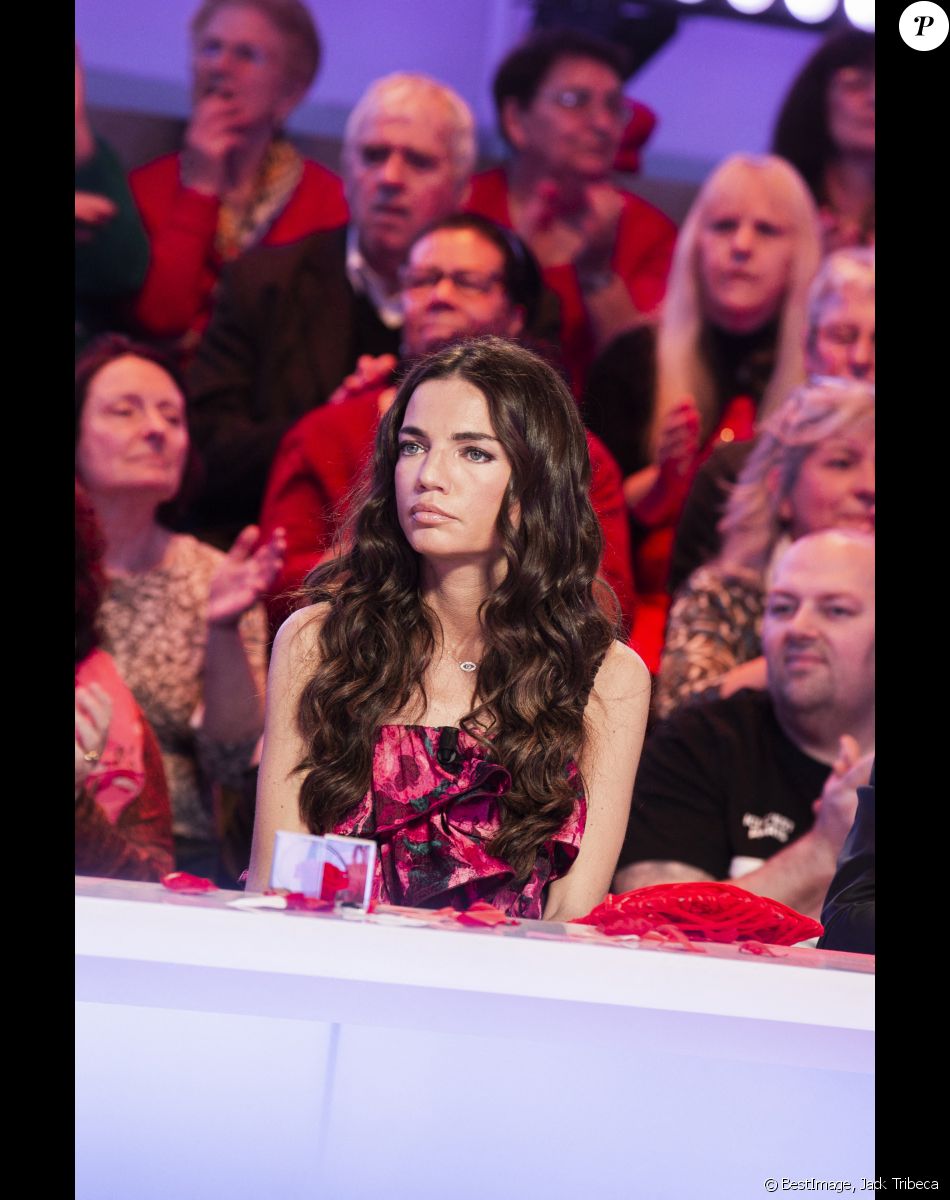 Exclusif - Francesca Antoniotti - Enregistrement de l'émission TPMP "Ouvert à Tous" sur C8, présentée par B.Castaldi à Paris, le 14 février 2020. © Jack Tribeca / Bestimage