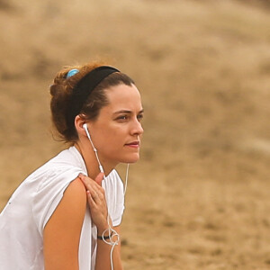 Exclusif - Riley Keough sur la plage de Malibu le 8 septembre 2020.