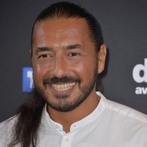 Moundir Zoughari au photocall de la saison 10 de l'émission "Danse avec les stars" (DALS) au siège de TF1 à Boulogne-Billancourt, France © Veeren/Bestimage 