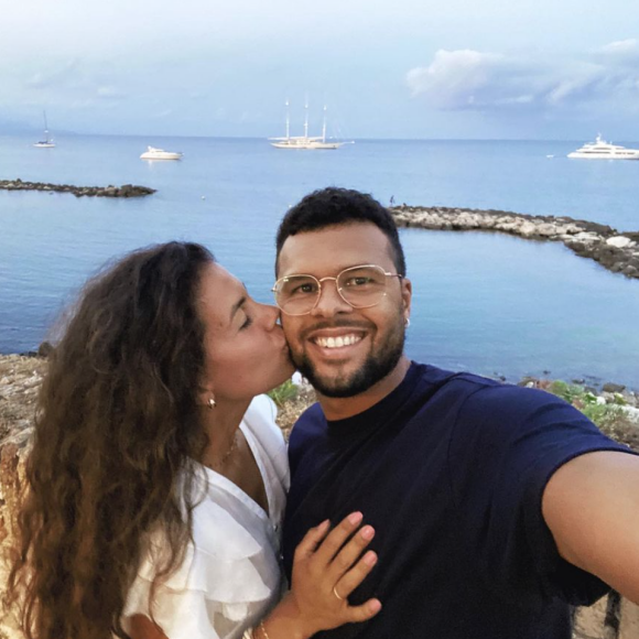 Jo-Wilfriend Tsonga et son épouse Noura. Juillet 2020.