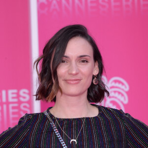 Natoo lors du photocall de la 5ème montée des marches de la 2ème édition du "Canneseries" au palais des Festivals à Cannes, France, le 9 avril 2019. © Rachid Bellak/Bestimage