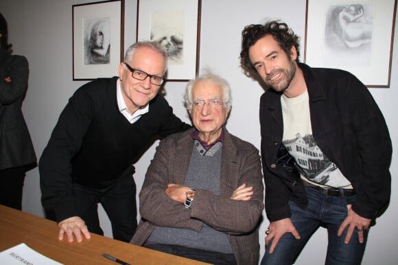 Exclusif - Bertrand Tavernier, Romain Duris, Thierry Frémaux - Bertrand Tavernier dédicace son livre "Amis Americains" à la Galerie Cinéma à Paris. Le 26 novembre 2019.