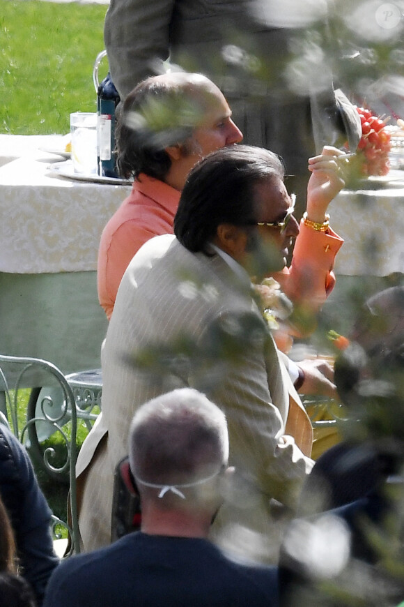 Jared Leto et Al Pacino tournent une scène en extérieur pour le film "House of Gucci" (Gucci) à la villa Balbiano sur le Lac de Côme le 17 mars 2021.
