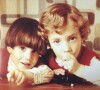 Emmanuel Moire et son frère jumeau. Souvenir d'enfance partagé sur Instagram. Le 28 janvier 2021.