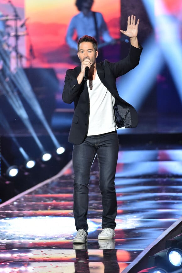 Exclusif - Emmanuel Moire - Enregistrement de l'émission "La Chanson de l'Année, Fête de la Musique" à Nîmes présentée par Nikos Aliagas pour TF1. Le 20 juin 2015.