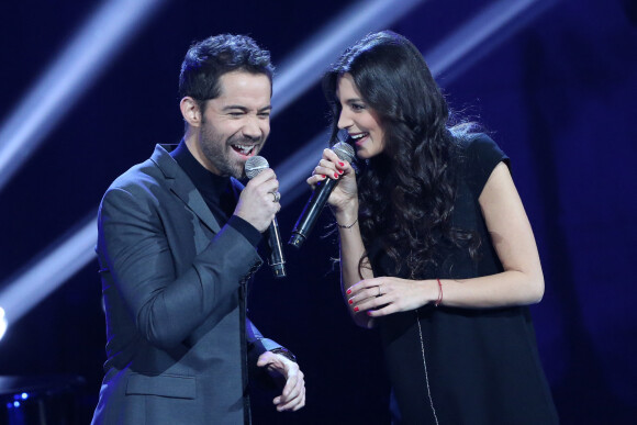 Emmanuel Moire et la chanteuse Pauline - Enregistrement de l'émission "La nouvelle génération chante Goldman" au Palais des Sports. Le 4 décembre 2013.