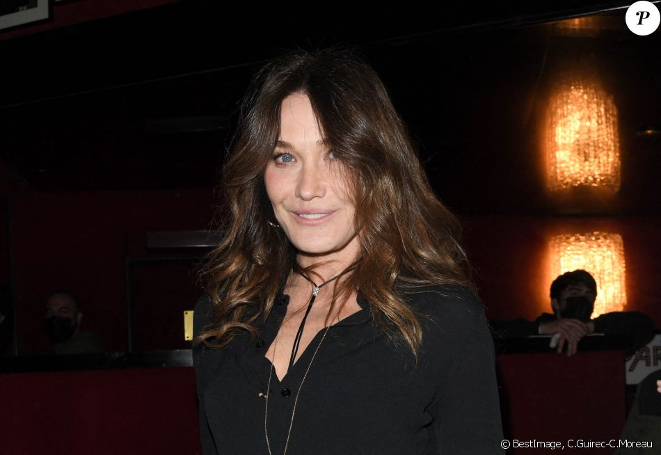 Exclusif - Carla Bruni Sarkozy - Backstage de l'enregistrement de l'émission "Sidaction, ensemble contre le Sida - Merci Line" au Paradis Latin à Paris, qui sera diffusée le 27 mars sur France 2. © C.Guirec-C.Moreau / Bestimage