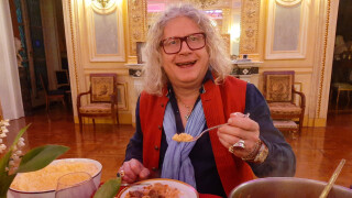 Pierre-Jean Chalençon, des dîners clandestins avec des ministres ? Il rétropédale, une enquête ouverte