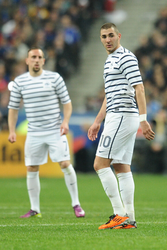 Karim Benzema et Franck Ribéry avec l'équipe de France en 2011.