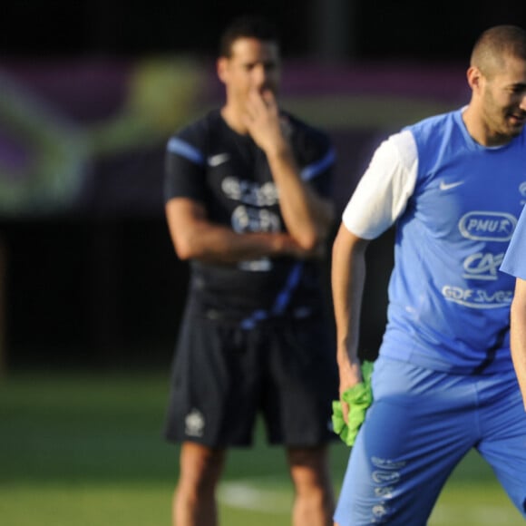 Karim Benzema et Franck Ribéry avec l'équipe de France en 2012.