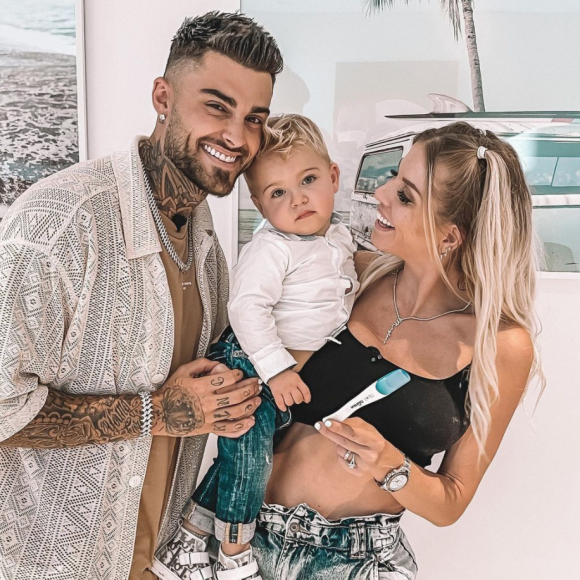 Jessica Thivenin, Thibault Garcia et leur fils Maylone sur Instagram.