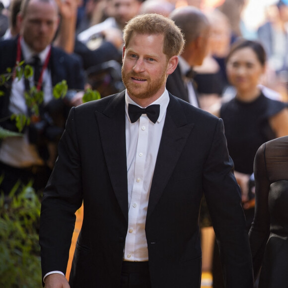 Le prince Harry, duc de Sussex, et Meghan Markle, duchesse de Sussex, à la première du film "Le Roi Lion" au cinéma Odeon Luxe Leicester Square à Londres, le 14 juillet 2019.