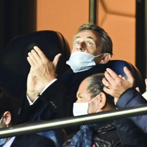 Nicolas Sarkozy dans les tribunes lors du match de quart de finale de la Ligue des Champions opposant le Paris Saint-Germain au Bayern Munich au Parc des Princes. © Jean-Baptiste Autissier/Panoramic/Bestimage