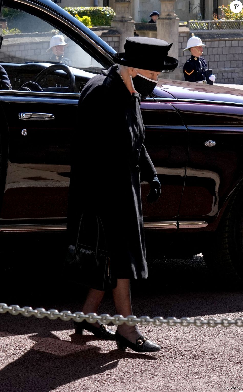 La reine Elizabeth II lors des obsèques du prince Philip en la chapelle Saint-Georges de Windsor le 17 avril 2021. Photo by Jonathan Brady/PA Wire/ABACAPRESS.COM