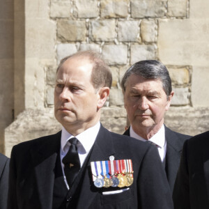 Le prince Edward, comte de Wessex, le prince Harry, duc de Sussex, Sir Timothy Laurence - Arrivées aux funérailles du prince Philip, duc d'Edimbourg à la chapelle Saint-Georges du château de Windsor, le 17 avril 2021. 