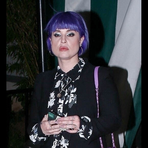 Kelly Osbourne quitte le restaurant San Vicente Bungalows à Los Angeles, le 5 février 2020.