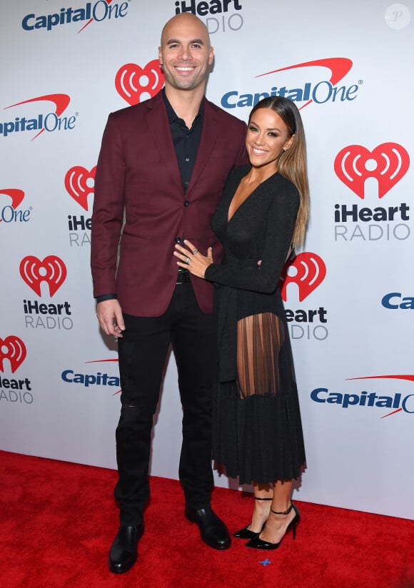 Micheal Caussin et Jana Kramer aux iHeartRadio Podcast Awards 2019 à Los Angeles. Le 18 janvier 2019.