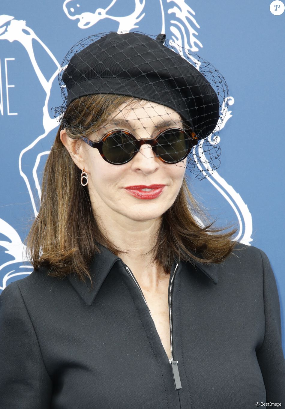 Anne Parillaud - Prix de Diane Longines à l'hippodrome de Chantilly, le 16 juin 2019. © Marc Ausset-Lacroix/Bestimage Prix Diane Longines 2019 in Chantilly, on June 16th, 2019.