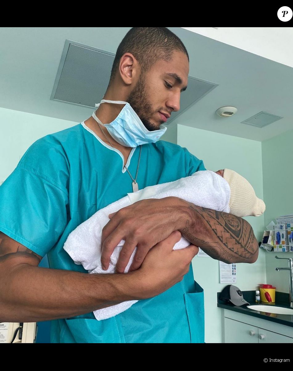 Tony Yoka a accueilli le 7 mai 2020 son second fils avec son épouse Estelle Mossely, Magomed.