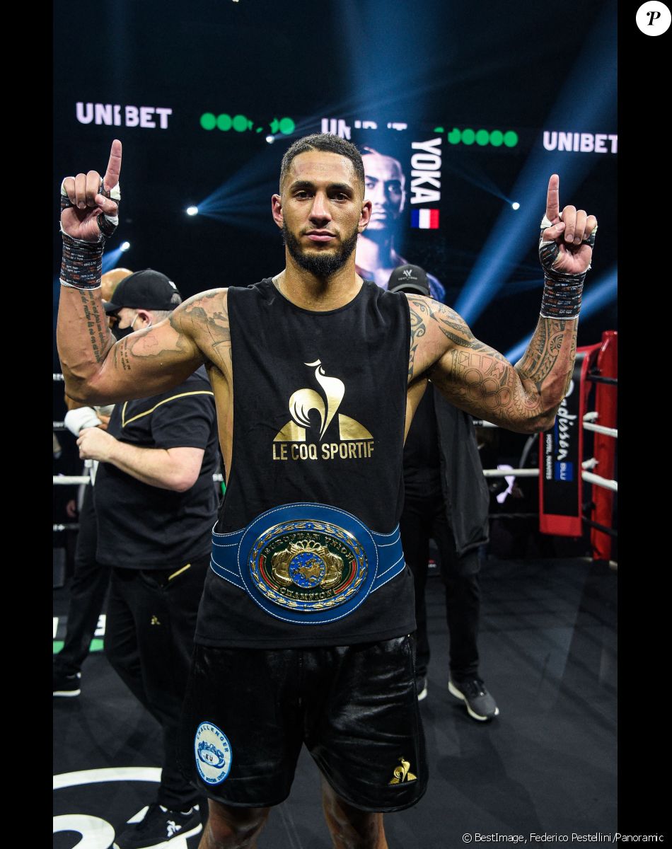 Tony Yoka a battu le Belge Joël Tambwe Djeko par abandon pendant le douzième round pour le titre vacant de l'Union Européenne des lourds à la H Arena de Nantes, France, le 5 mars 2021. © Federico Pestellini/Panoramic/Bestimage