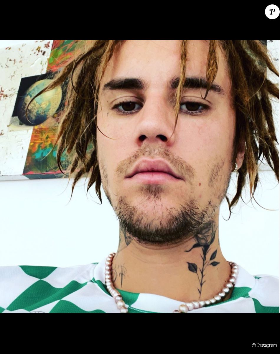 Justin Bieber dévoile sa nouvelle coupe de cheveux sur Instagram.