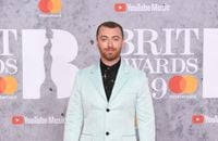 Sam Smith dévoile un nouveau tatouage très symbolique