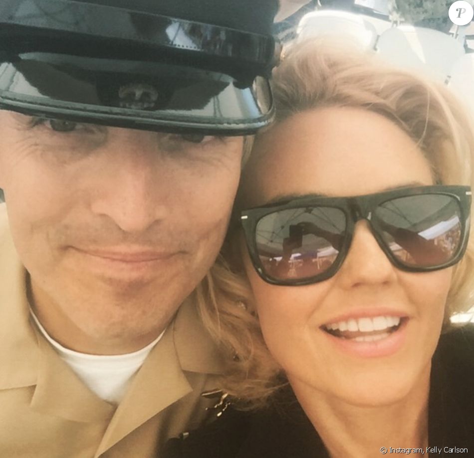 Kelly Carlson et son mari Tracker Dan Knives sur Instagram. Le 6 mai 2020.