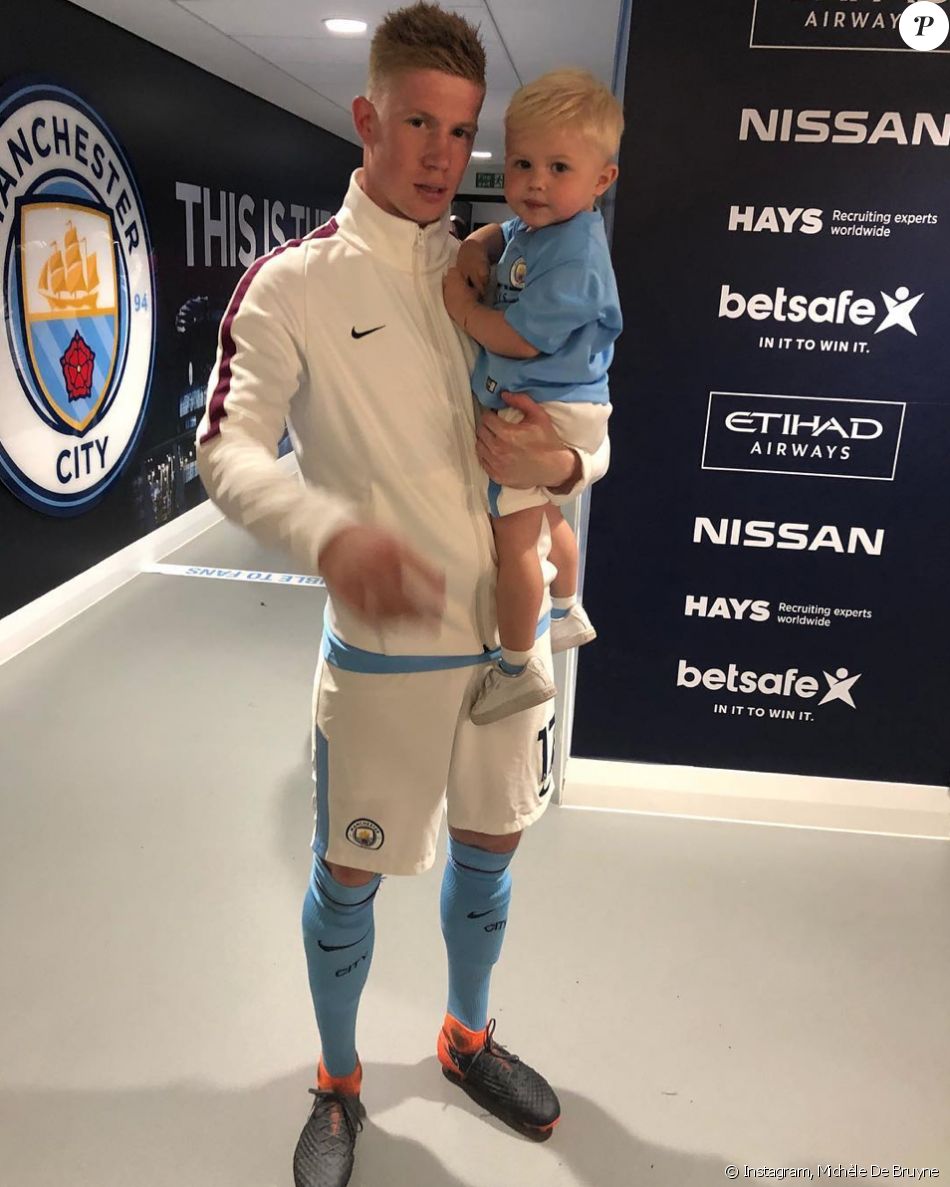 Kevin De Bruyne et son fils aîné Mason. Mai 2018.