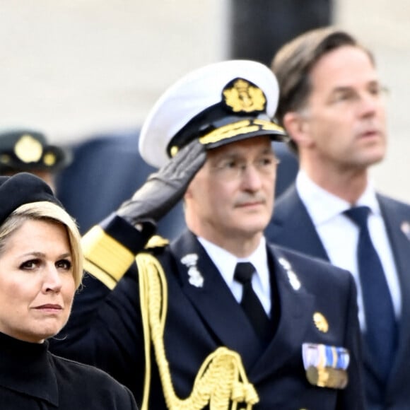 La reine Maxima des Pays-Bas lors de la cérémonie de commémoration pour les victimes de la Seconde Guerre Mondiale sur la place du Dam à Amsterdam, le 4 mai 2021.