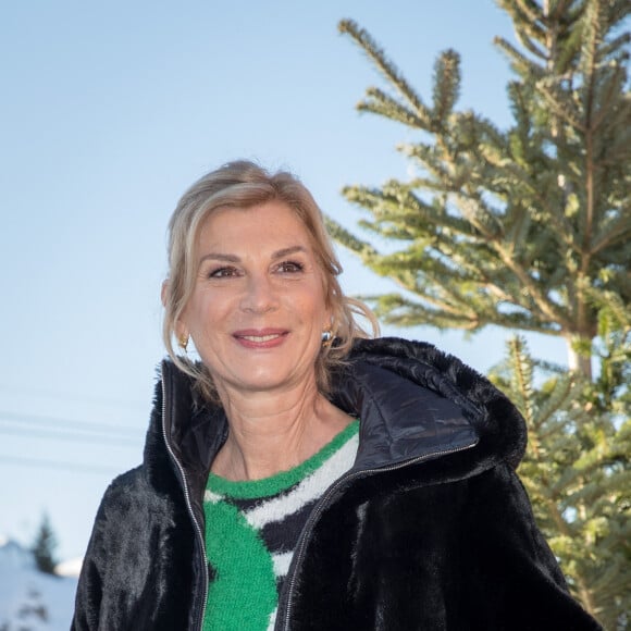 Michèle Laroque - Photocall du film "Chacun chez soi" lors de la 23ème édition du festival international du film de comédie l'Alpe d'Huez le 16 janvier 2020. © Cyril Moreau/bestimage