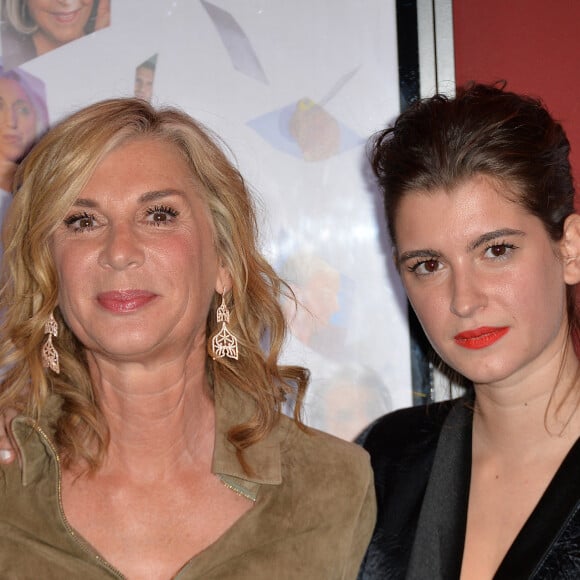 Michèle Laroque et sa fille Oriane Deschamps - Avant-première du film Brillantissime au cinéma Publicis à Paris, France, le 15 janvier 2018. © Veeren/Bestimage