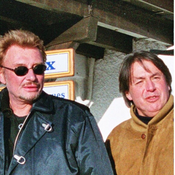 
Exclusif - Archives - Marc Francelet et Johnny Hallyday rendent visite au chef Marc Veyrat dans son restaurant "La ferme de mon père" Megève.
