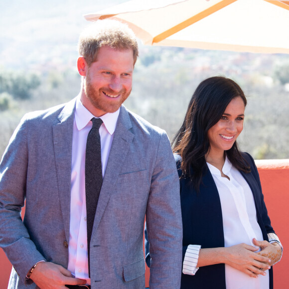 Le prince Harry et Meghan Markle sont parents pour la deuxième fois ! Le duc et la duchesse de Sussex, déjà parents d'un petit Archie, viennent d'accueillir une fille. Ici, le couple lors de son voyage officiel au Maroc, avant leur départ de la monarchie.