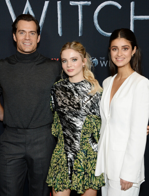 Henry Cavill, Freya Allan et Anya Chalotra à l'avant-première de la saison 1 de "The Witcher" à Hollywood. Le 3 décembre 2019.
