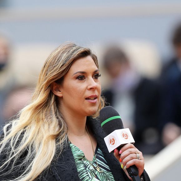 Marion Bartoli, enceinte, lors des internationaux de tennis de Roland Garros à Paris le 4 octobre 2020.