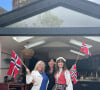 Exclusif - Samantha Fox, sa compagne Linda Olsen et Lisa Stokke participent à une fête à Kingston, le 17 mai 2021.