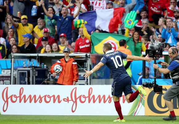 Karim Benzema - Victoire de l'équipe de France contre le Honduras 3 à 0 lors de la coupe du monde de football à Porto Alegre au Brésil le 15 juin 2014. 