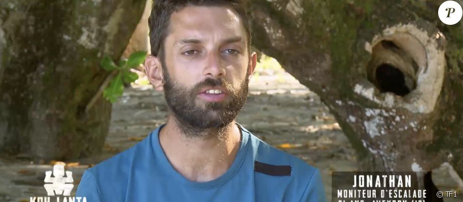 Jonathan dans "Koh-Lanta, Les Arme secrètes" sur TF1.