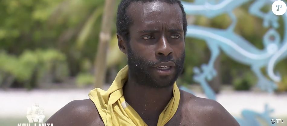 Flavio dans "Koh-Lanta, Les Arme secrètes" sur TF1.