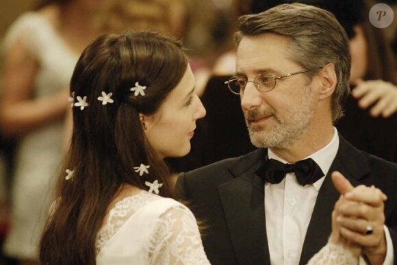 Antoine de Caunes et Elsa Zylberstein dans La Folle Histoire d'amour de Simon Eskenazy (2009)