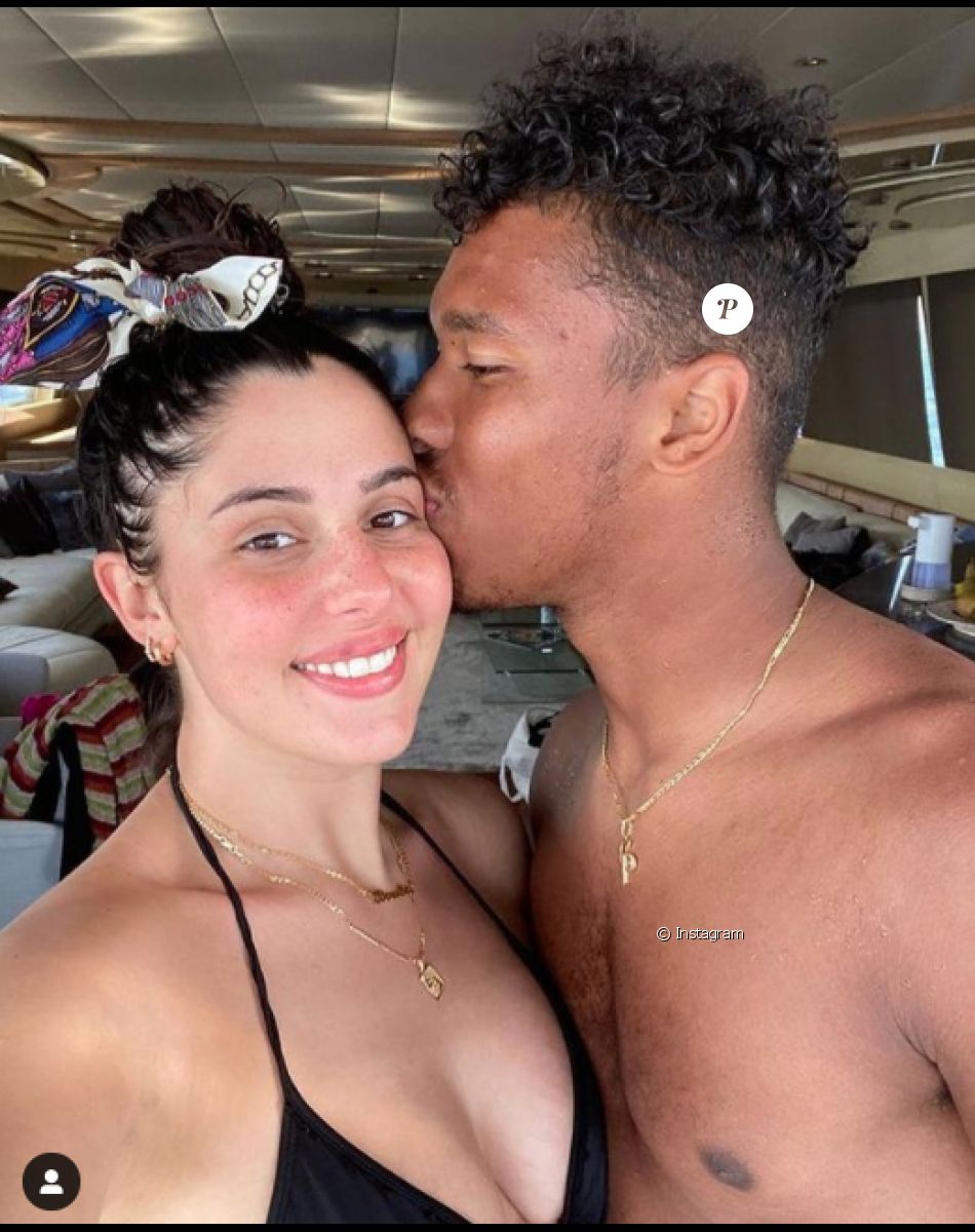 Boubacar Kamara, Coralie Porrovecchio sont en couple depuis 2018, ils ont un fils, Leeroy, né en mai 2020.