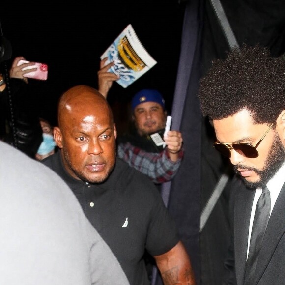 The Weeknd à la sortie de l'after-party de la soirée des Billboard Music Awards au restaurant The Nice Guy à West Hollywood, Los Angeles, le 23 mai 2021.