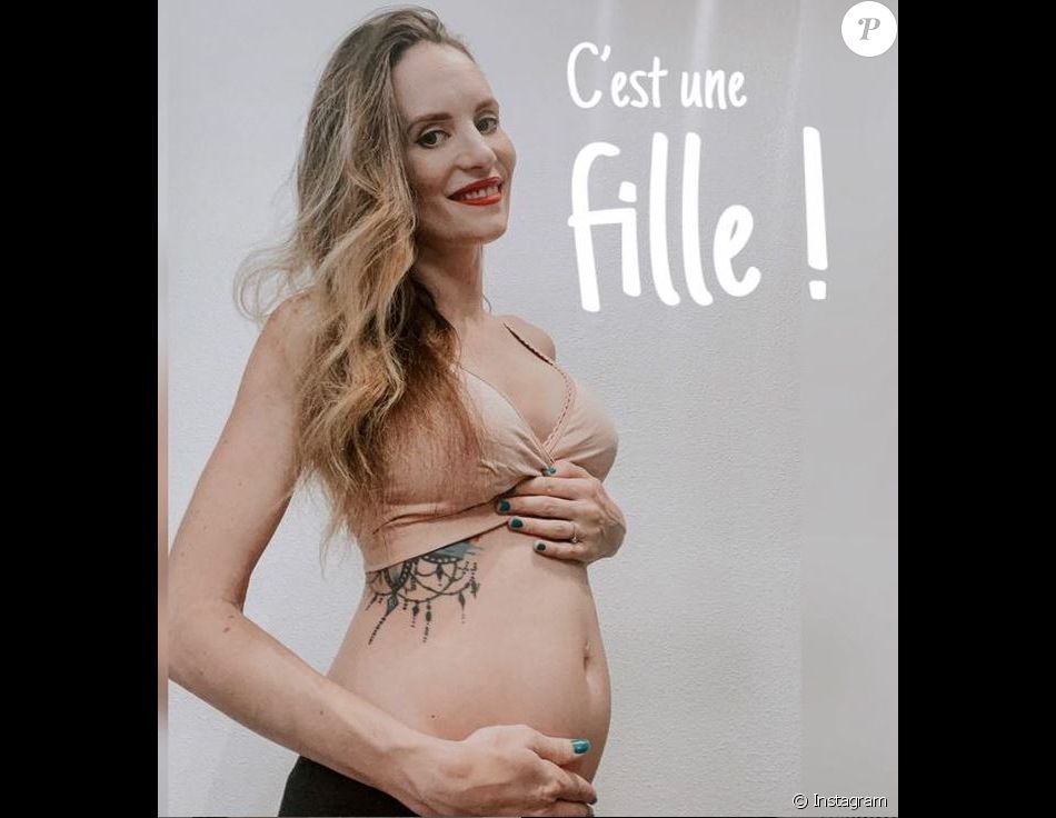 Audrey de "Secret Story" enceinte d'une petite fille