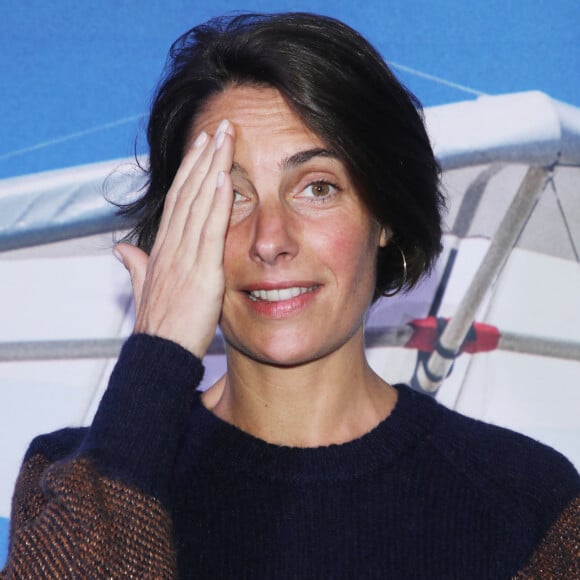 Alessandra Sublet à l'avant-première du film "Donne-moi des Ailes" au cinéma UGC Normandie à Paris. © Denis Guignebourg/Bestimage